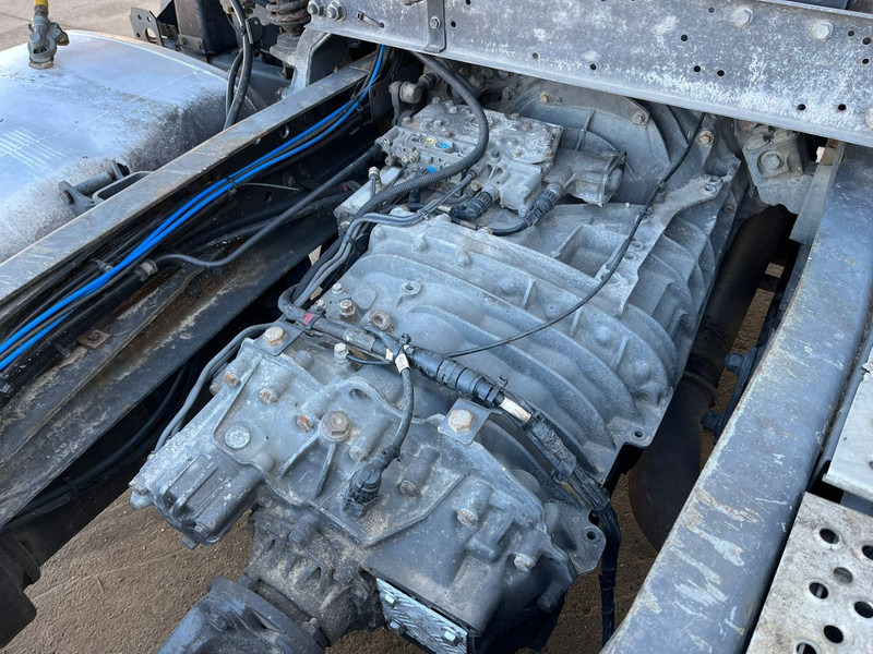리스 DAF 105 XF 460 Super Space Cab (MANUAL GEARBOX / BOITE MANUELLE) DAF 105 XF 460 Super Space Cab (MANUAL GEARBOX / BOITE MANUELLE) : 사진 11