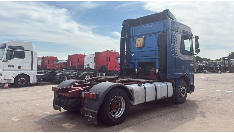 DAF 95 XF 380 (EURO 2 / BOITE MANUELLE / MANUAL GEARBOX / GOOD CONDITION) - 트랙터 유닛 : 사진 4 DAF 95 XF 380 (EURO 2 / BOITE MANUELLE / MANUAL GEARBOX / GOOD CONDITION) - 트랙터 유닛 : 사진 4