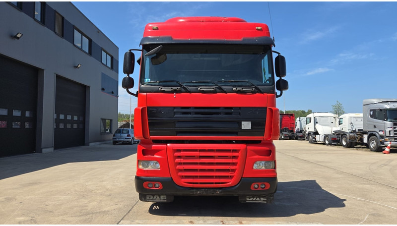 DAF XF 105.410 (BOITE MANUELLE / SUPER PROPRE !!! / TRES BONNE ETAT / AIRCO / MANUAL GEARBOX) - 트랙터 유닛 : 사진 2 DAF XF 105.410 (BOITE MANUELLE / SUPER PROPRE !!! / TRES BONNE ETAT / AIRCO / MANUAL GEARBOX) - 트랙터 유닛 : 사진 2