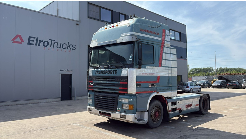 DAF XF 95.430 (EURO 3 / MANUAL GEARBOX / BOITE MANUELLE) - 트랙터 유닛 : 사진 1 DAF XF 95.430 (EURO 3 / MANUAL GEARBOX / BOITE MANUELLE) - 트랙터 유닛 : 사진 1