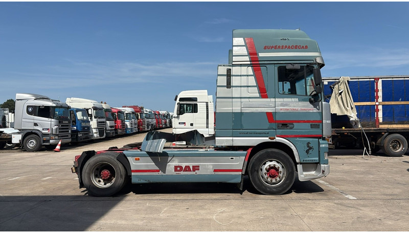 DAF XF 95.430 (EURO 3 / MANUAL GEARBOX / BOITE MANUELLE) - 트랙터 유닛 : 사진 4 DAF XF 95.430 (EURO 3 / MANUAL GEARBOX / BOITE MANUELLE) - 트랙터 유닛 : 사진 4