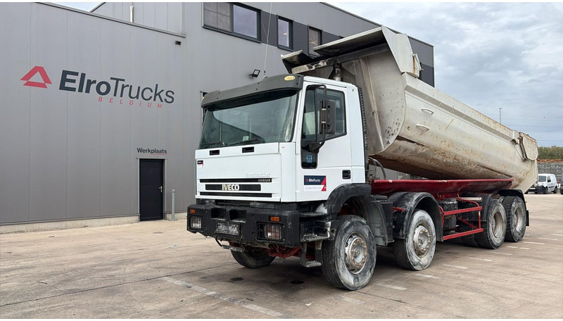 Iveco EUROTRAKKER 320 E 35 (GRAND PONT / LAMES / POMPE MANUELLE / 8X4 / CURSOR 8) - 덤프트럭 : 사진 1 Iveco EUROTRAKKER 320 E 35 (GRAND PONT / LAMES / POMPE MANUELLE / 8X4 / CURSOR 8) - 덤프트럭 : 사진 1