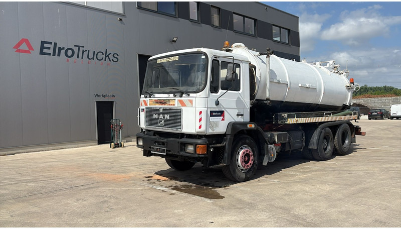 MAN 25.292 (16.000 L VACUUM / 10 TYRES / 6X2 / FULL STEEL SUSP. / MANUAL PUMP / 6 CYLINDER) - 진공 흡입 트럭 : 사진 1 MAN 25.292 (16.000 L VACUUM / 10 TYRES / 6X2 / FULL STEEL SUSP. / MANUAL PUMP / 6 CYLINDER) - 진공 흡입 트럭 : 사진 1