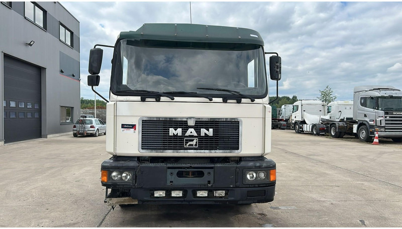 MAN 26.312 (6 CYLINDER / 6X2 / BELGIAN TRUCK IN GOOD CONDITION) - 후크 리프트 트럭 : 사진 2 MAN 26.312 (6 CYLINDER / 6X2 / BELGIAN TRUCK IN GOOD CONDITION) - 후크 리프트 트럭 : 사진 2