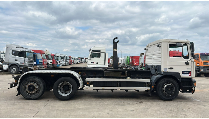 MAN 26.312 (6 CYLINDER / 6X2 / BELGIAN TRUCK IN GOOD CONDITION) - 캡 새시 트럭 : 사진 4 MAN 26.312 (6 CYLINDER / 6X2 / BELGIAN TRUCK IN GOOD CONDITION) - 캡 새시 트럭 : 사진 4
