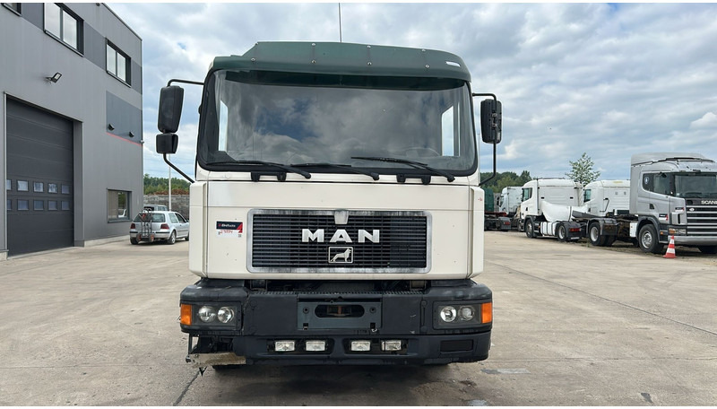 MAN 26.312 (6 CYLINDER / 6X2 / BELGIAN TRUCK IN GOOD CONDITION) - 캡 새시 트럭 : 사진 2 MAN 26.312 (6 CYLINDER / 6X2 / BELGIAN TRUCK IN GOOD CONDITION) - 캡 새시 트럭 : 사진 2