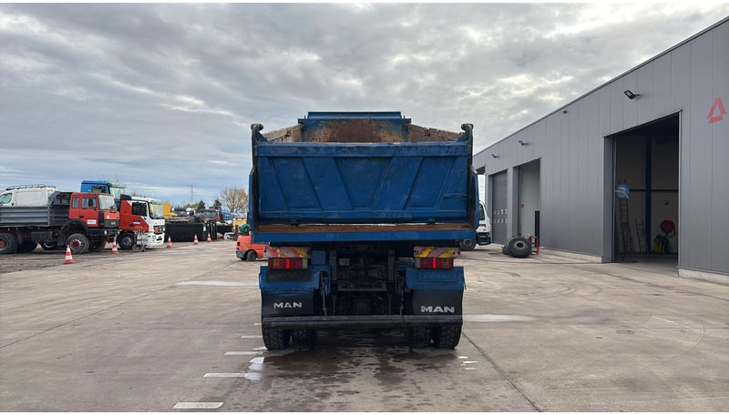 MAN 35.414 (6 CYLINDER / 8X6 / BIG AXLES / STEEL SUSP. / LAMES / GRAND PONT) - 덤프트럭 : 사진 5 MAN 35.414 (6 CYLINDER / 8X6 / BIG AXLES / STEEL SUSP. / LAMES / GRAND PONT) - 덤프트럭 : 사진 5