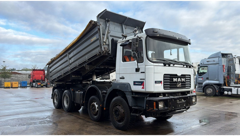 MAN 41.414 (BIG AXLES / 41 TONS / GRAND PONT / LAMES / 6 CYLINDER) - 덤프트럭 : 사진 3 MAN 41.414 (BIG AXLES / 41 TONS / GRAND PONT / LAMES / 6 CYLINDER) - 덤프트럭 : 사진 3