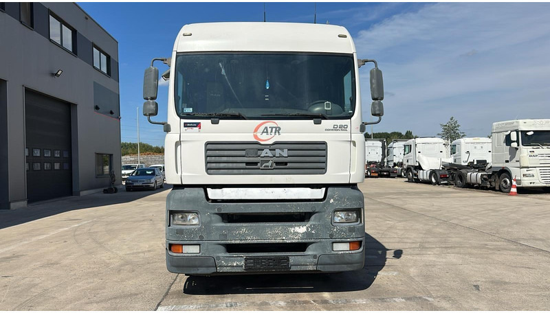 MAN TGA 18.430 (BOITE MANUELLE / MANUAL GEARBOX) - 트랙터 유닛 : 사진 2 MAN TGA 18.430 (BOITE MANUELLE / MANUAL GEARBOX) - 트랙터 유닛 : 사진 2