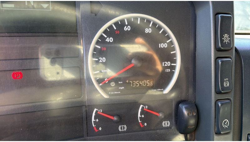 트랙터 유닛 MAN TGA 18.430 (BOITE MANUELLE / MANUAL GEARBOX) : 사진 14 트랙터 유닛 MAN TGA 18.430 (BOITE MANUELLE / MANUAL GEARBOX) : 사진 14