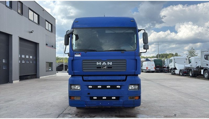 MAN TGA 18.440 (BOITE MANUELLE / MANUAL GEARBOX) - 트랙터 유닛 : 사진 2 MAN TGA 18.440 (BOITE MANUELLE / MANUAL GEARBOX) - 트랙터 유닛 : 사진 2