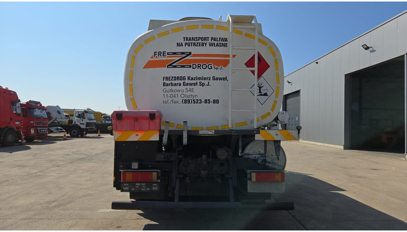 MAN TGA 18.460 (14.140L / MANUAL PUMP / MANUAL GEARBOX / TOP CONDITON / BOITE & POMPE MANUELLE) - 유조트럭 : 사진 5 MAN TGA 18.460 (14.140L / MANUAL PUMP / MANUAL GEARBOX / TOP CONDITON / BOITE & POMPE MANUELLE) - 유조트럭 : 사진 5