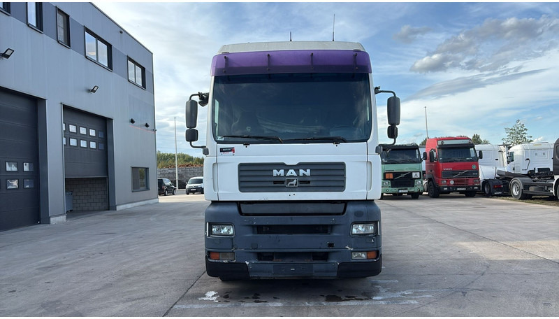 MAN TGA 18.480 (POMPE MANUELLE / MANUAL PUMP / MANUAL GEARBOX / BOITE MANUELLE) - 트랙터 유닛 : 사진 3 MAN TGA 18.480 (POMPE MANUELLE / MANUAL PUMP / MANUAL GEARBOX / BOITE MANUELLE) - 트랙터 유닛 : 사진 3