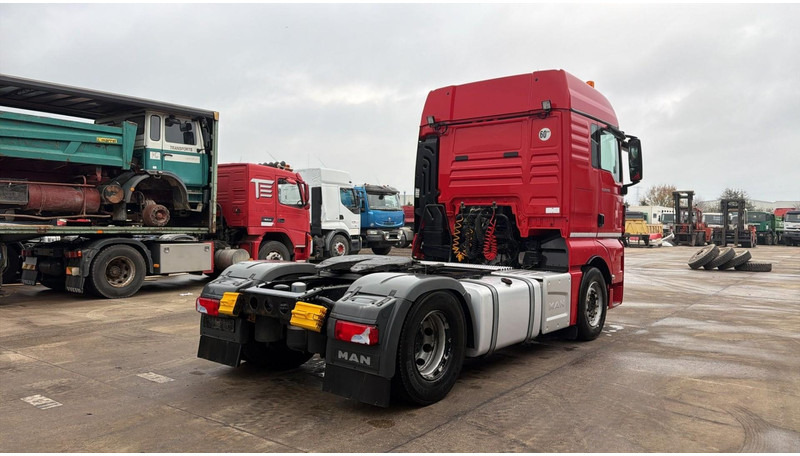 MAN TGX 18.480 (321.000 KM !!! / RETARDER / BELGIAN TRUCK / EURO 6 / PERFECT CONDITION / 3700H) - 트랙터 유닛 : 사진 4 MAN TGX 18.480 (321.000 KM !!! / RETARDER / BELGIAN TRUCK / EURO 6 / PERFECT CONDITION / 3700H) - 트랙터 유닛 : 사진 4