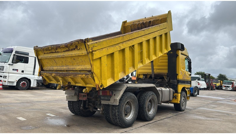 Mercedes-Benz ACTROS 2640 (EPS / LAMES / GRAND PONT / 6X4 / 3 PEDALES) - 덤프트럭 : 사진 4 Mercedes-Benz ACTROS 2640 (EPS / LAMES / GRAND PONT / 6X4 / 3 PEDALES) - 덤프트럭 : 사진 4