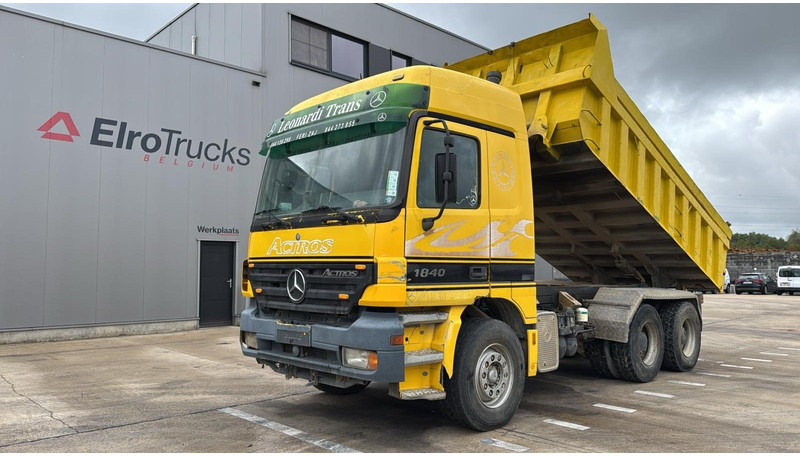 Mercedes-Benz ACTROS 2640 (EPS / LAMES / GRAND PONT / 6X4 / 3 PEDALES) - 덤프트럭 : 사진 1 Mercedes-Benz ACTROS 2640 (EPS / LAMES / GRAND PONT / 6X4 / 3 PEDALES) - 덤프트럭 : 사진 1