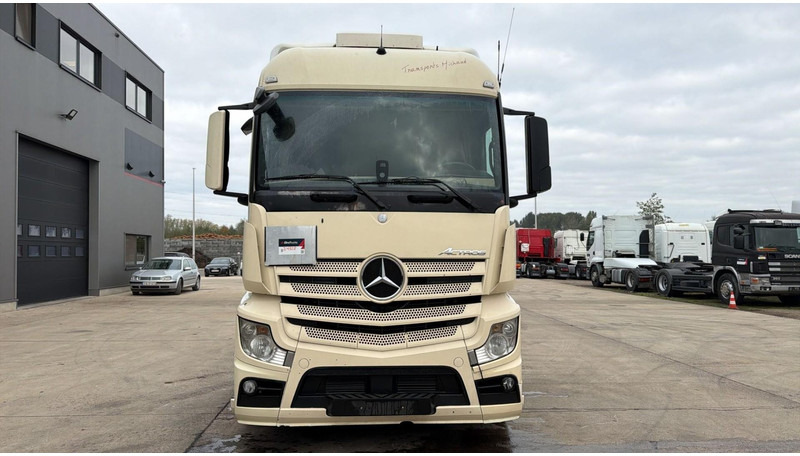 Mercedes-Benz Actros 1845 (PERFECT CONDITION / EURO 5) - 트랙터 유닛 : 사진 3 Mercedes-Benz Actros 1845 (PERFECT CONDITION / EURO 5) - 트랙터 유닛 : 사진 3