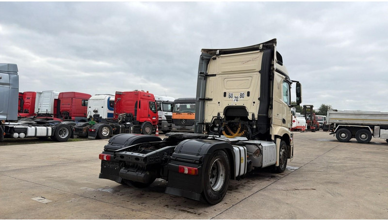 Mercedes-Benz Actros 1845 (PTO / PERFECT CONDITION / POMPE HYDRAULIQUE) - 트랙터 유닛 : 사진 4 Mercedes-Benz Actros 1845 (PTO / PERFECT CONDITION / POMPE HYDRAULIQUE) - 트랙터 유닛 : 사진 4