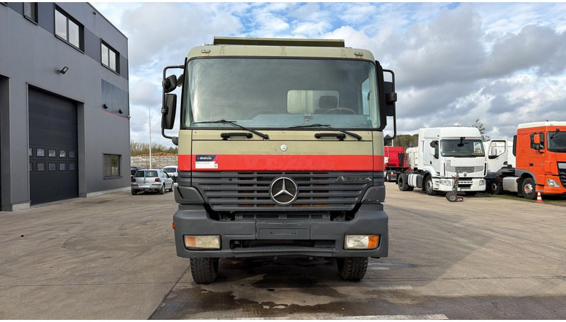 Mercedes-Benz Actros 3235 (EPS / LAMES / GRAND PONT / STEEL SUSP. / 3 PEDALES / MP1) - 덤프트럭 : 사진 2 Mercedes-Benz Actros 3235 (EPS / LAMES / GRAND PONT / STEEL SUSP. / 3 PEDALES / MP1) - 덤프트럭 : 사진 2