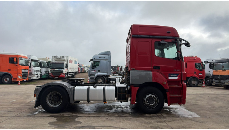 Mercedes-Benz Axor 1840 (BOITE MANUELLE / MANUAL GEARBOX / BONNE ETAT / PTO / POMPE HYDRAULIQUE) - 트랙터 유닛 : 사진 4 Mercedes-Benz Axor 1840 (BOITE MANUELLE / MANUAL GEARBOX / BONNE ETAT / PTO / POMPE HYDRAULIQUE) - 트랙터 유닛 : 사진 4
