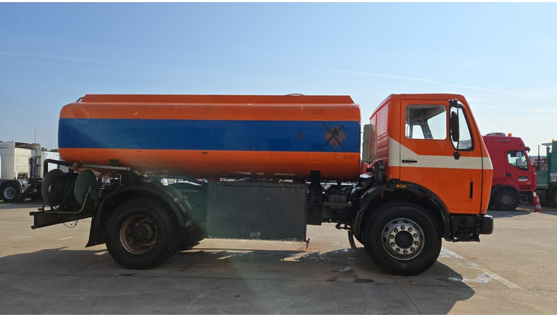 Mercedes-Benz SK 1619 (12.400L / GERMAN TRUCK / CAMION ALLEMAGNE / LAMES / GRAND PONT / V6) - 유조트럭 : 사진 4 Mercedes-Benz SK 1619 (12.400L / GERMAN TRUCK / CAMION ALLEMAGNE / LAMES / GRAND PONT / V6) - 유조트럭 : 사진 4