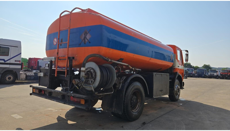 Mercedes-Benz SK 1619 (12.400L / GERMAN TRUCK / CAMION ALLEMAGNE / LAMES / GRAND PONT / V6) - 유조트럭 : 사진 5 Mercedes-Benz SK 1619 (12.400L / GERMAN TRUCK / CAMION ALLEMAGNE / LAMES / GRAND PONT / V6) - 유조트럭 : 사진 5