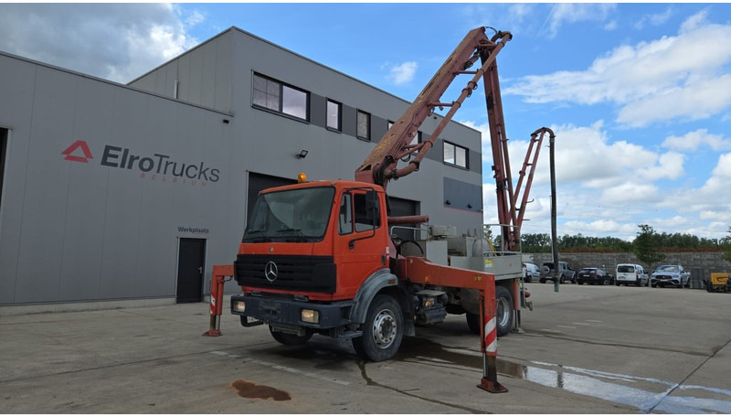 Mercedes-Benz SK 1824 (V6 / LAMES / GRAND PONT / PUTZMEISTER 24M/ JOYSTICK / RADIO) - 콘크리트 펌프 트럭 : 사진 1 Mercedes-Benz SK 1824 (V6 / LAMES / GRAND PONT / PUTZMEISTER 24M/ JOYSTICK / RADIO) - 콘크리트 펌프 트럭 : 사진 1