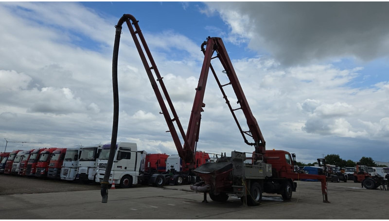 Mercedes-Benz SK 1824 (V6 / LAMES / GRAND PONT / PUTZMEISTER 24M/ JOYSTICK / RADIO) - 콘크리트 펌프 트럭 : 사진 4 Mercedes-Benz SK 1824 (V6 / LAMES / GRAND PONT / PUTZMEISTER 24M/ JOYSTICK / RADIO) - 콘크리트 펌프 트럭 : 사진 4