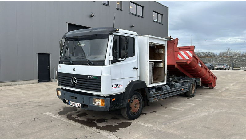 Mercedes-Benz SK 814 (BELGIAN TRUCK / HOOK / PERFECT CONDITION !!! / WITH CONTAINER / 363000 KM !!!! ) - 후크 리프트 트럭 : 사진 1 Mercedes-Benz SK 814 (BELGIAN TRUCK / HOOK / PERFECT CONDITION !!! / WITH CONTAINER / 363000 KM !!!! ) - 후크 리프트 트럭 : 사진 1