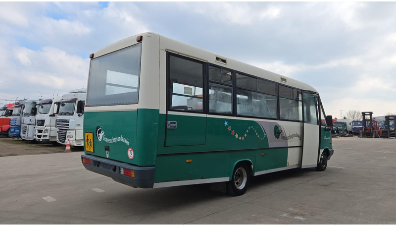 Mercedes-Benz Vario 614 (BELGIAN BUS / 34 SEATS / MANUAL PUMP / LAMES / STEEL SUSP.) - 시내버스 : 사진 5 Mercedes-Benz Vario 614 (BELGIAN BUS / 34 SEATS / MANUAL PUMP / LAMES / STEEL SUSP.) - 시내버스 : 사진 5