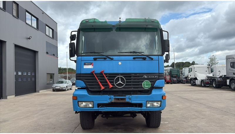 Mercedes-Benz actros 3340 (6X6 / BOITE MANUELLE /MANUAL GEARBOX / 3 PONTS / V6 / MP1) - 덤프트럭 : 사진 2 Mercedes-Benz actros 3340 (6X6 / BOITE MANUELLE /MANUAL GEARBOX / 3 PONTS / V6 / MP1) - 덤프트럭 : 사진 2