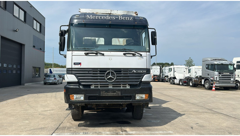 Mercedes-Benz actros 4140 (8X8 / BOITE MANUELLE / MANUAL GEARBOX / LAMES / GRAND PONT / BIG AXLE) - 덤프트럭 : 사진 2 Mercedes-Benz actros 4140 (8X8 / BOITE MANUELLE / MANUAL GEARBOX / LAMES / GRAND PONT / BIG AXLE) - 덤프트럭 : 사진 2