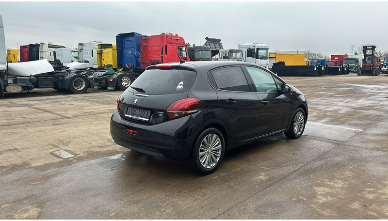 Peugeot 208 (BELGIAN CAR / AIRCO / 5 DOORS / PETROL) - 해치백 : 사진 5 Peugeot 208 (BELGIAN CAR / AIRCO / 5 DOORS / PETROL) - 해치백 : 사진 5