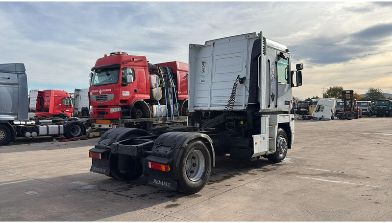 Renault AE 440 Magnum E-tech (BOITE MANUELLE / MANUAL GEARBOX) - 트랙터 유닛 : 사진 4 Renault AE 440 Magnum E-tech (BOITE MANUELLE / MANUAL GEARBOX) - 트랙터 유닛 : 사진 4