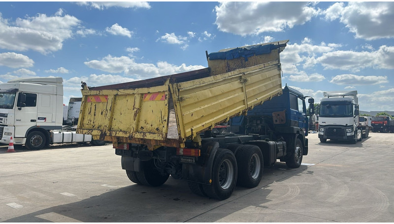 Renault G 330 Manager (GRAND PONT / LAMES / POMPE MANUELLE / MANUAL PUMP) - 덤프트럭 : 사진 5 Renault G 330 Manager (GRAND PONT / LAMES / POMPE MANUELLE / MANUAL PUMP) - 덤프트럭 : 사진 5