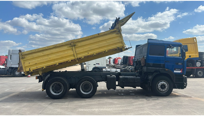 Renault G 330 Manager (GRAND PONT / LAMES / POMPE MANUELLE / MANUAL PUMP) - 덤프트럭 : 사진 2 Renault G 330 Manager (GRAND PONT / LAMES / POMPE MANUELLE / MANUAL PUMP) - 덤프트럭 : 사진 2