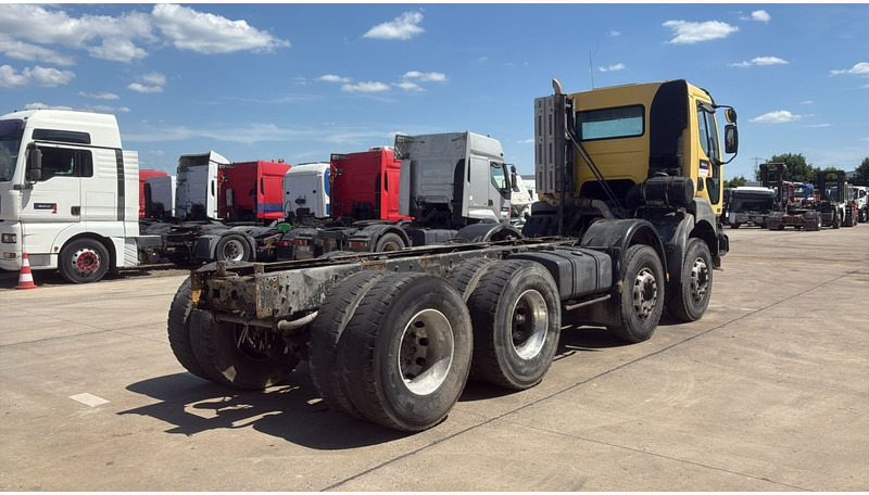 Renault KERAX 420 (BOITE MANUELLE / 8X4 / LAMES / MANUAL GEARBOX) - 캡 새시 트럭 : 사진 5 Renault KERAX 420 (BOITE MANUELLE / 8X4 / LAMES / MANUAL GEARBOX) - 캡 새시 트럭 : 사진 5