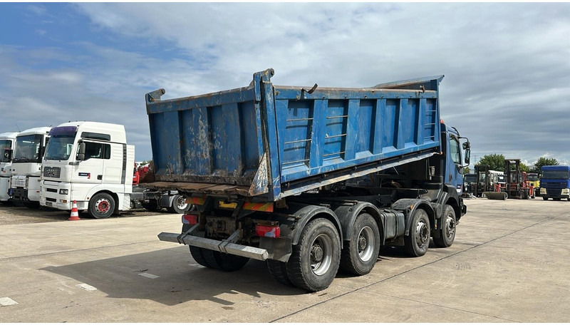 Renault KERAX 420 (BOITE MANUELLE / MANUAL GEARBOX / LAMES / GRAND PONT / GRAND BENNE) - 덤프트럭 : 사진 4 Renault KERAX 420 (BOITE MANUELLE / MANUAL GEARBOX / LAMES / GRAND PONT / GRAND BENNE) - 덤프트럭 : 사진 4