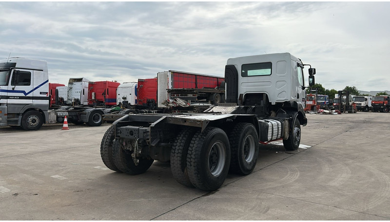 Renault Kerax 460 DXI (TRES BONNE ETAT / LAMES / BOITE MANUELLE / MANUAL GEARBOX / PROPRE / GRAND PONT) - 트랙터 유닛 : 사진 5 Renault Kerax 460 DXI (TRES BONNE ETAT / LAMES / BOITE MANUELLE / MANUAL GEARBOX / PROPRE / GRAND PONT) - 트랙터 유닛 : 사진 5