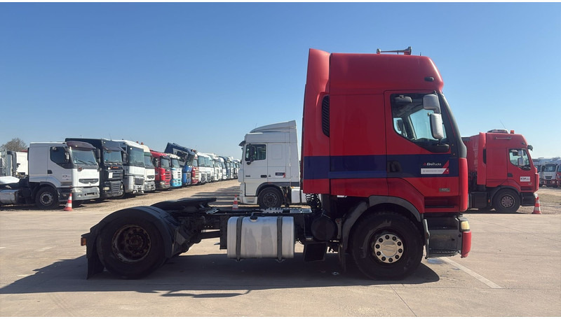Renault Premium 420 (BOITE MANUELLE / MANUAL GEARBOX) - 트랙터 유닛 : 사진 4 Renault Premium 420 (BOITE MANUELLE / MANUAL GEARBOX) - 트랙터 유닛 : 사진 4