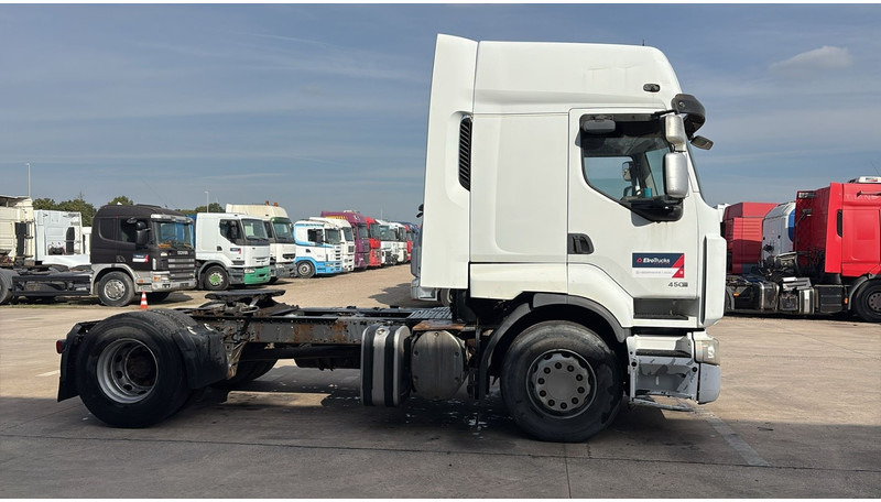 Renault Premium 440 DXI (BOITE MANUELLE / MANUAL GEARBOX) - 트랙터 유닛 : 사진 4 Renault Premium 440 DXI (BOITE MANUELLE / MANUAL GEARBOX) - 트랙터 유닛 : 사진 4