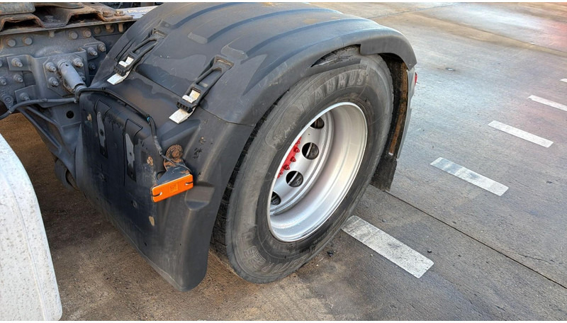 트랙터 유닛 Renault Premium 450 (MANUAL GEARBOX / BOITE MANUELLE) : 사진 13