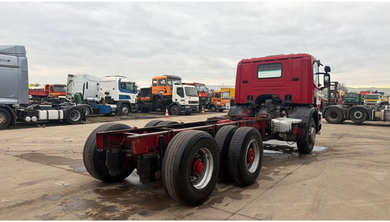 Scania 124 - 400 (MANUAL PUMP / 6X2 / BIG AXLE / GRAND PONT / POMPE MANUELLE) - 캡 새시 트럭 : 사진 4 Scania 124 - 400 (MANUAL PUMP / 6X2 / BIG AXLE / GRAND PONT / POMPE MANUELLE) - 캡 새시 트럭 : 사진 4