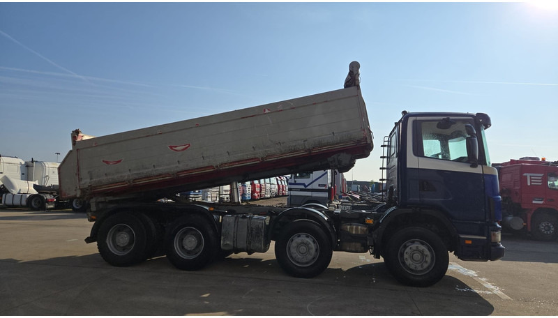 Scania 124-420 (BIG AXLE / GRAND PONT / LAMES / STEEL SUSP. / MANUAL GEARBOX / BOITE MANUELLE) - 덤프트럭 : 사진 4 Scania 124-420 (BIG AXLE / GRAND PONT / LAMES / STEEL SUSP. / MANUAL GEARBOX / BOITE MANUELLE) - 덤프트럭 : 사진 4