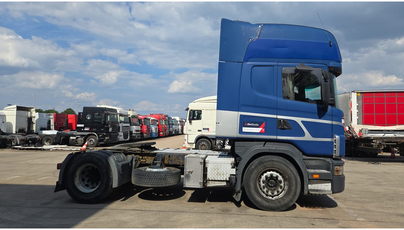 Scania 124-420 (MANUAL GEARBOX / BOITE MANUELLE / AIRCO / AC) - 트랙터 유닛 : 사진 4 Scania 124-420 (MANUAL GEARBOX / BOITE MANUELLE / AIRCO / AC) - 트랙터 유닛 : 사진 4