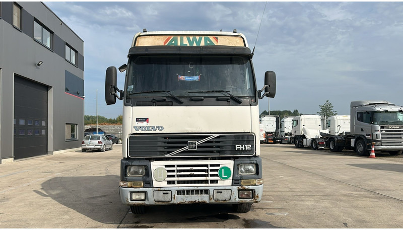 Volvo FH 12.380 (BOITE MANUELLE / MANUAL GEARBOX / EURO 2 / PTO) - 트랙터 유닛 : 사진 2 Volvo FH 12.380 (BOITE MANUELLE / MANUAL GEARBOX / EURO 2 / PTO) - 트랙터 유닛 : 사진 2