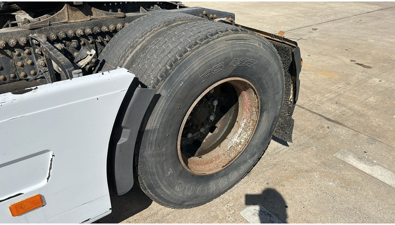 트랙터 유닛 Volvo FH 460 (MANUAL GEARBOX / BOITE MANUELLE) : 사진 10