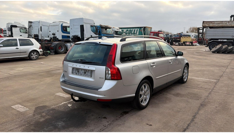 Volvo V50 (BELGIAN CAR / AIRCO / AUTOMATIC GEARBOX / EURO 5) - 차량 : 사진 5 Volvo V50 (BELGIAN CAR / AIRCO / AUTOMATIC GEARBOX / EURO 5) - 차량 : 사진 5