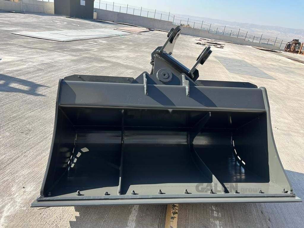 Caterpillar 320 Tilt Bucket - 굴삭기 버킷 : 사진 5 Caterpillar 320 Tilt Bucket - 굴삭기 버킷 : 사진 5