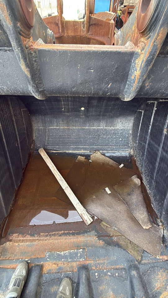 HITACHI ZX520/530 Cheap Second Hand Bucket - 굴삭기 버킷 : 사진 4 HITACHI ZX520/530 Cheap Second Hand Bucket - 굴삭기 버킷 : 사진 4